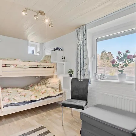 Amazing In With Kitchen