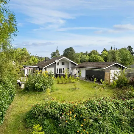 Feriehus Beautiful In With Wifi *