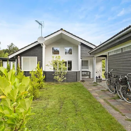 Amazing In With Kitchen