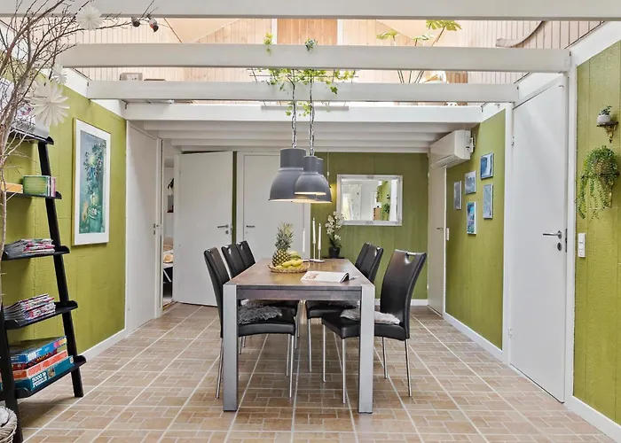 Vakantiehuis Amazing In With Kitchen *