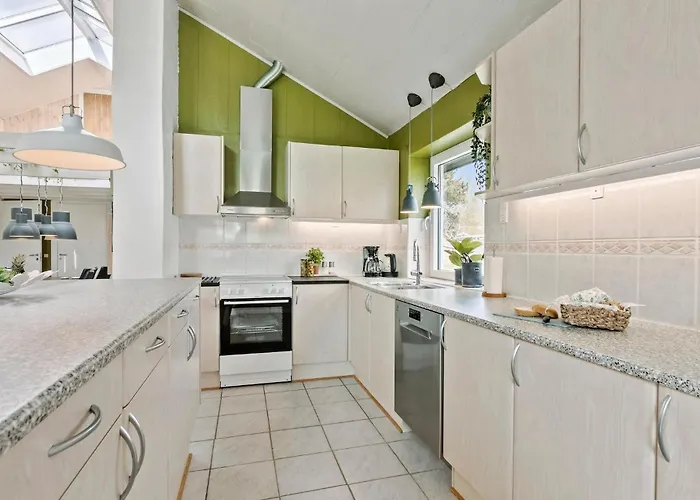 Vakantiehuis Amazing In With Kitchen *
